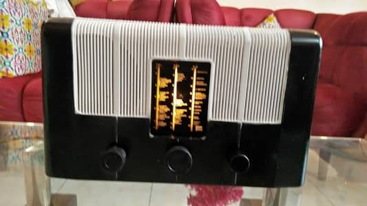 Vintage murphy valved based radio 1940s Germany