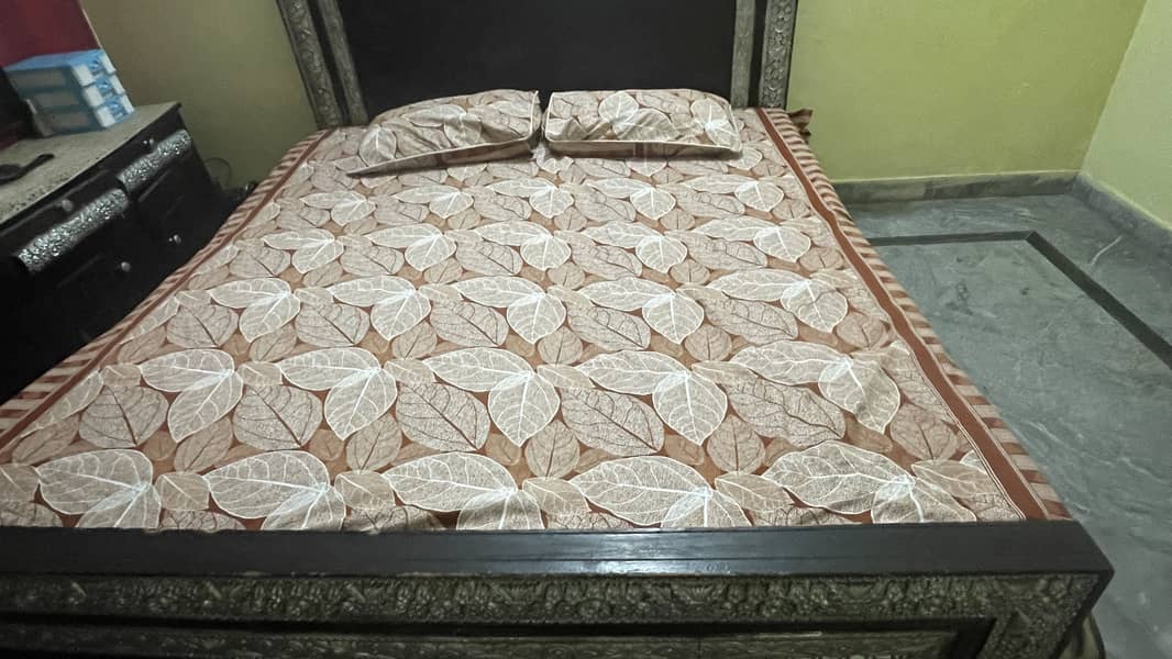 Bed , Double Bed with dressing Table 0