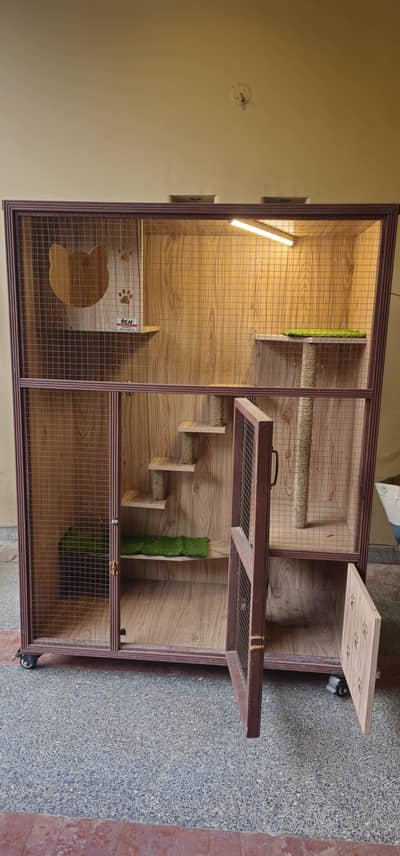 Custom made Cat Cage – Spacious (2 Cats) – With Light