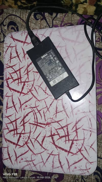 dell vostro 5 lptop in Good condition