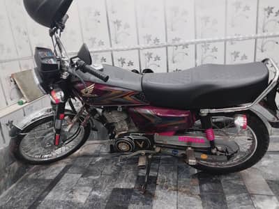 price 2 lakh fynl he aik repaya b less nhi ho ga rabta 03167835557