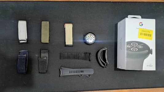 Google Pixel Watch 2 Full Bundle (UK Import) - 7 Strap + Charger + Box