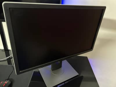 Selling Dell P2714H 27-inch IPS Monitor in excellent working condition