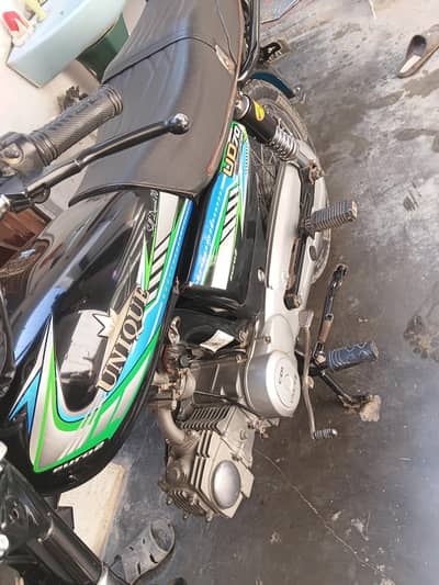 Unique 70 Black Oct-2023