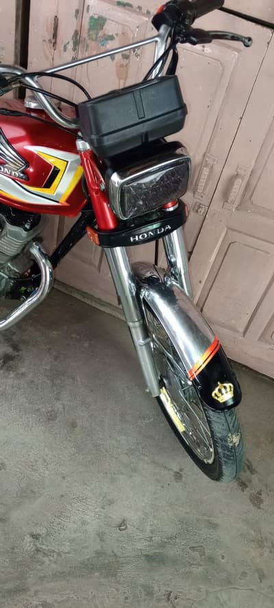 2009 model new hy sab kuch ok hy