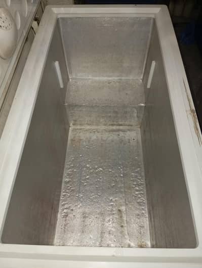 D freezer Haier company