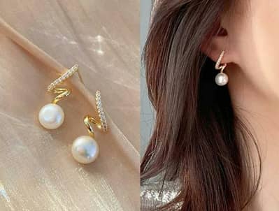 Beautiful Designer Pearl Earrings