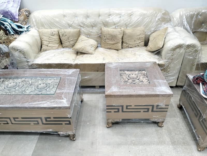 Sofa set Only 1