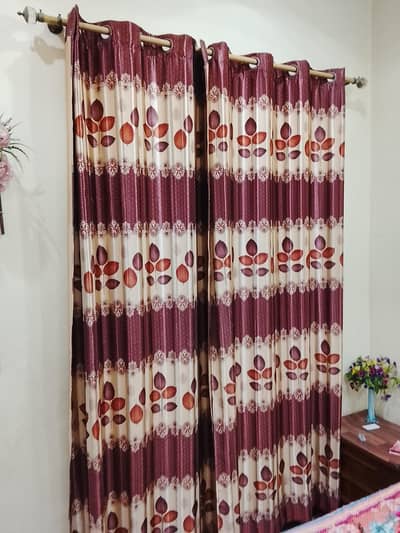2 curtains| condition 10/10