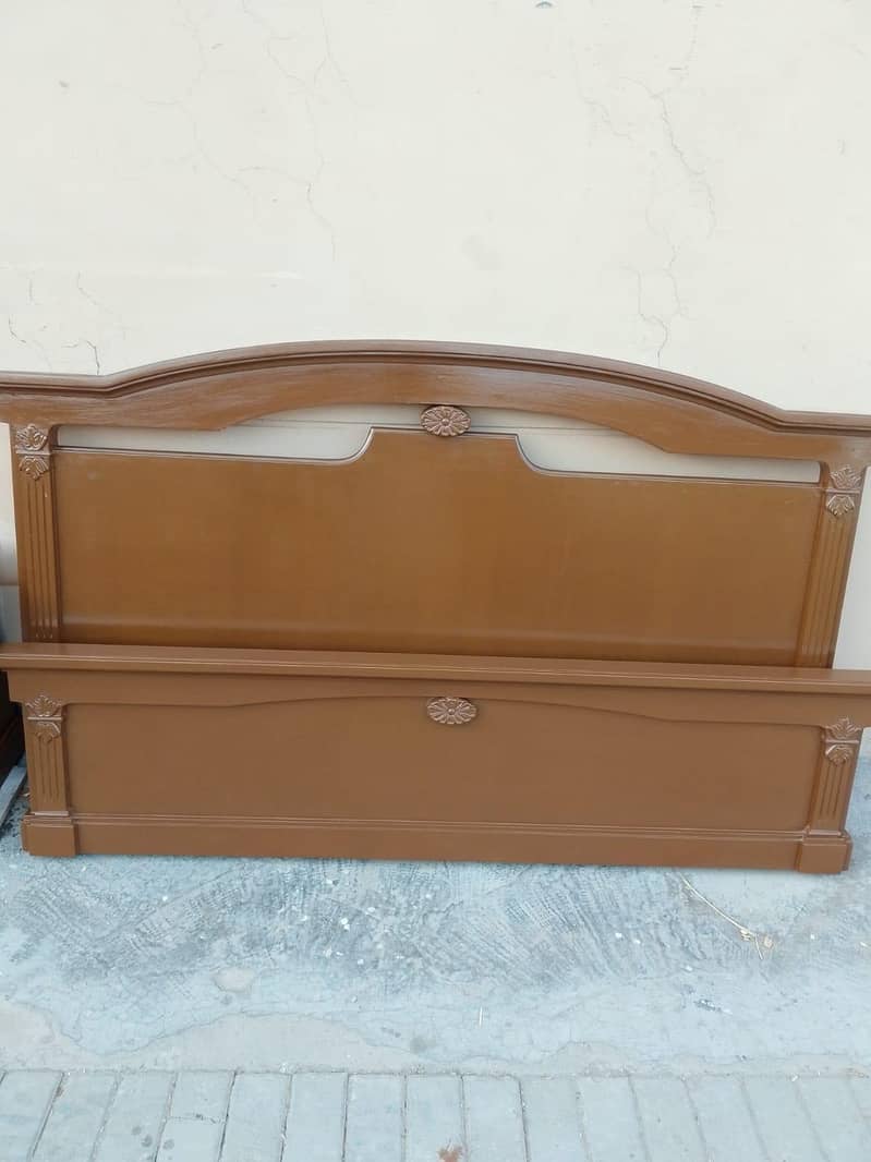 Solid wood bed 1