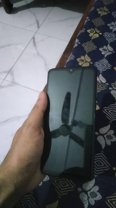 Moto Z4 4gb 128gb pta approved