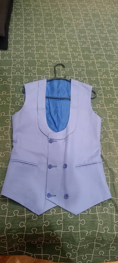 we are selling 2 sets of 3 piece