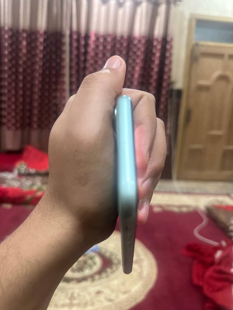 iPhone 11 JV 7