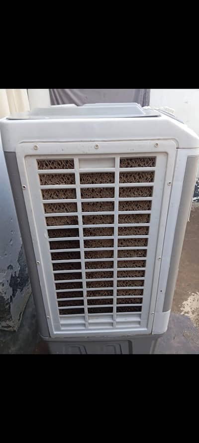 DC colour awesome condition for sale qazafi Colony Ryk