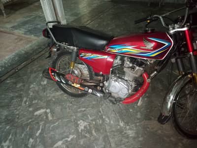 Honda CG 125 2026