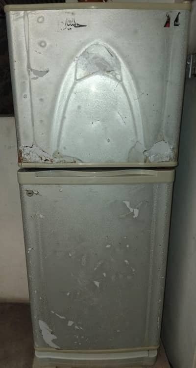 Dawlance R-12 Refrigerator
