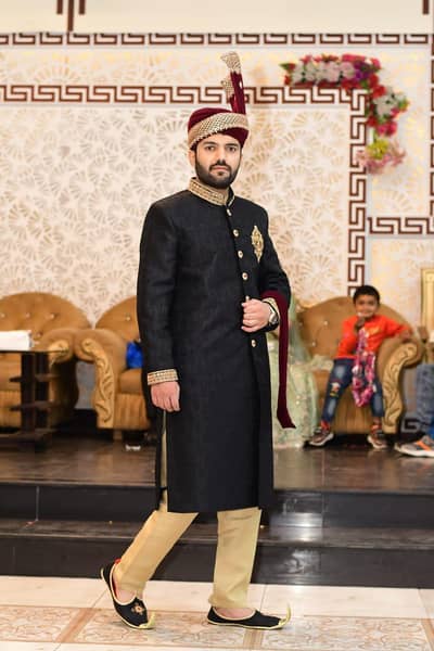 Designer Style Men’s Sherwani – Perfect for barat– [Medium]