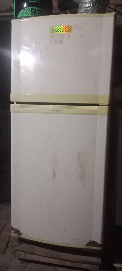 Dawlance Ferg full saiz 50000 rabta 03006735781