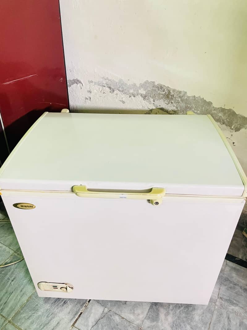 waves deep freezer 1