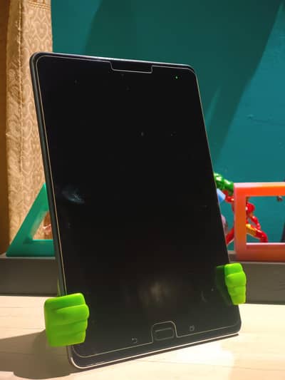 Asus Zenpad Z8s - Mint Condition