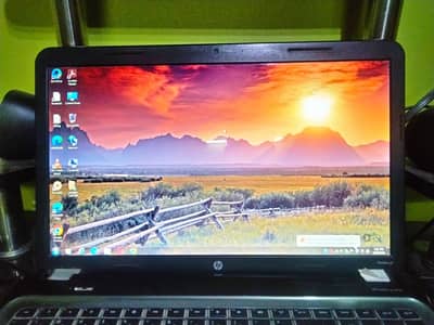 HP Pavilion g 7