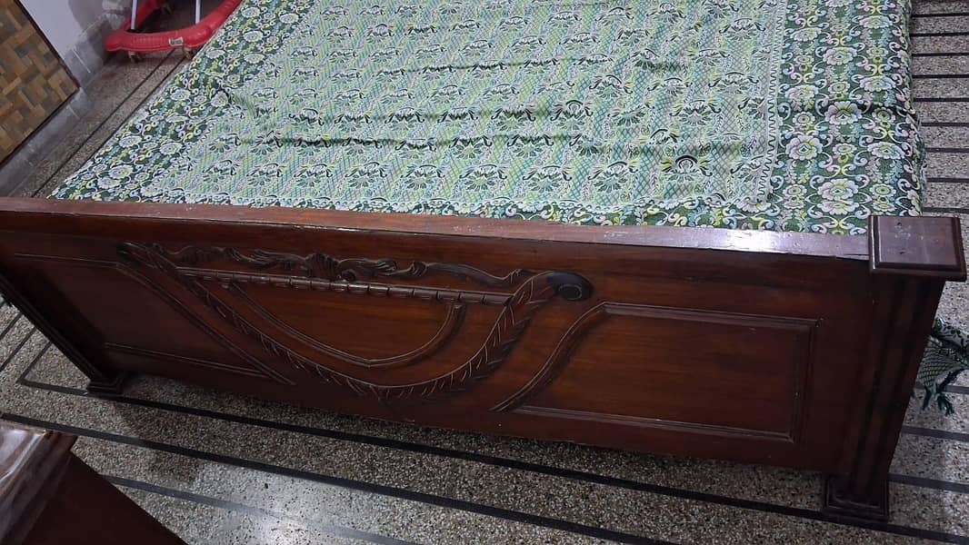 bed,side table and dressing 2