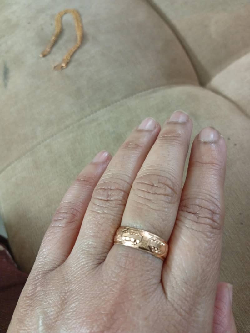 gold ring 1