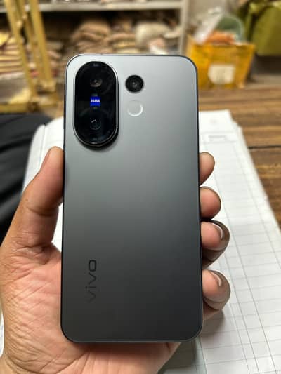 Vivo X 200 box or campelet saman