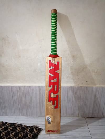 original MRF bat hai Virat Kohli ka