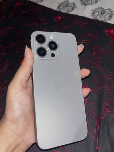 Iphone 15 pro max 256 gb jv condition 10/10