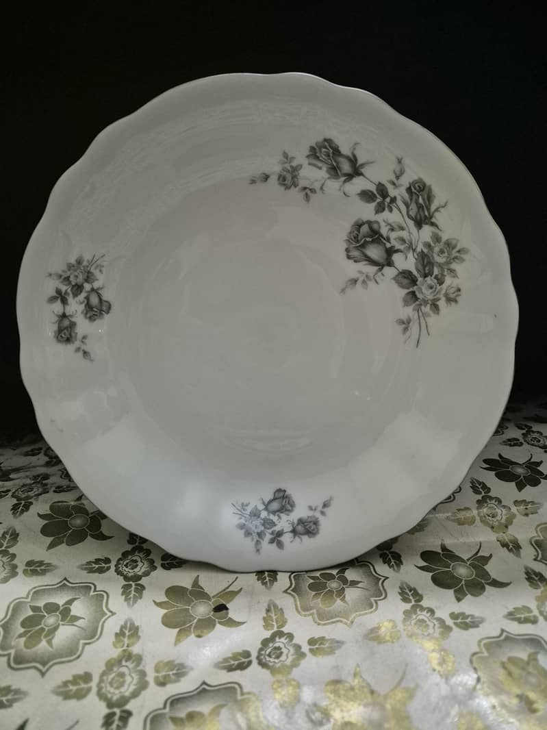 Dinner set 5