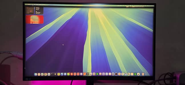 Samsung S70D 4K Display