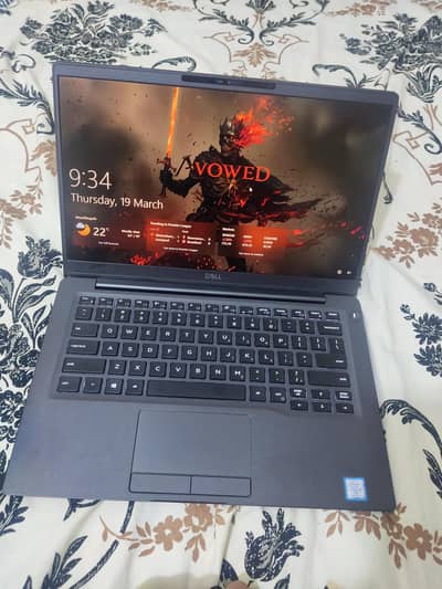 Dell Latitude 7400
