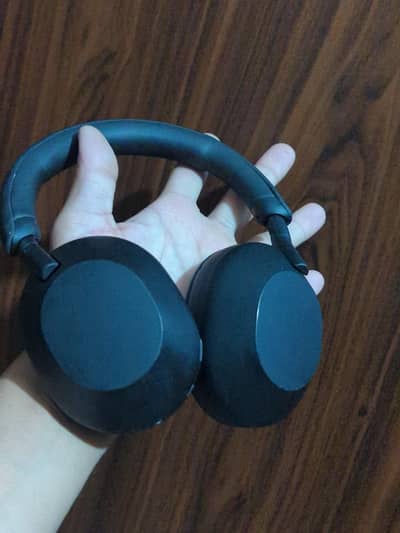 Sony 1000xm5 good condition