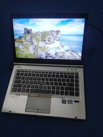 HP elite book 8470p 16gb ram 128gb SSD 250gb hhd