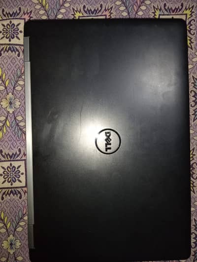 Dell latitude E5570
