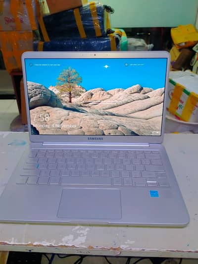 Samsung Notebook 9 Core i7 8th Gen 8GB RAM 256 GB NVME SSD