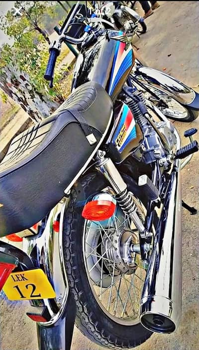 Honda 125 urgent for sale03196614750 WhatsApp number