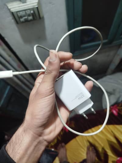 33 watt Redmi charger