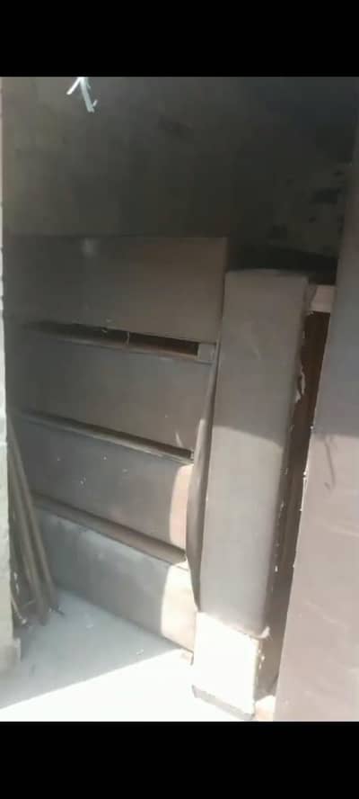 single bed h. used ma 5 h