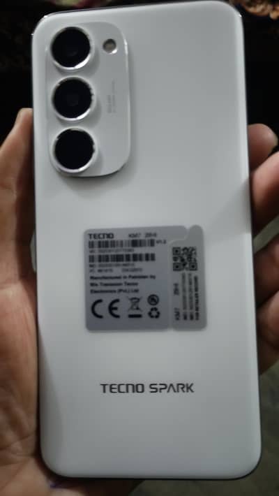 Tecno spark 40 pro plus