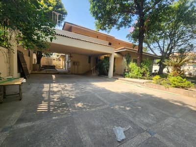 LUXURY FULL HOUSE FOR RENT IN F-7