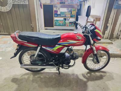 HONDA 70 2016 TOTAL GENIUNE FOR SALE