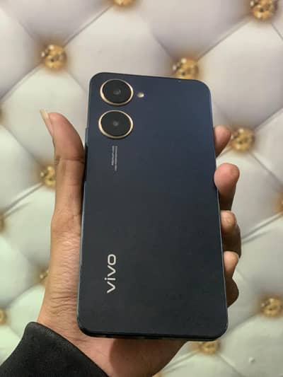 y03 with box 4+4/128