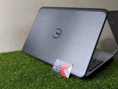 Dell Intel core i3 4th generation RAM 4gb HHD 500gb condition 10 by 10