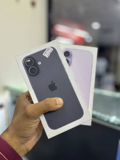 Brand New iphone 17 box pack Factory Unlock Non pta 256Gb