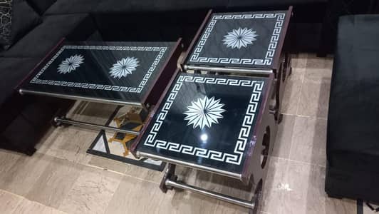 Drawing room table set of 3 tables