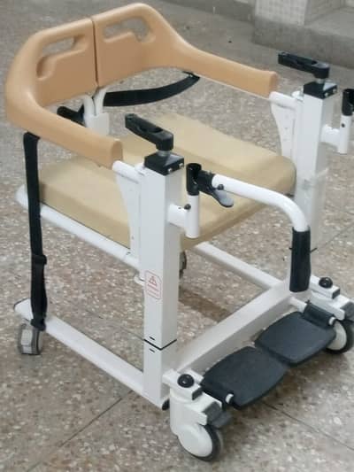 Pick and move assistant wheelchair