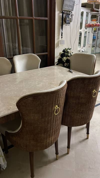 Dinning Table For Sale