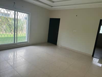 4 Kanal Commercial Double Storey Bungalow Canal Road Gulberg